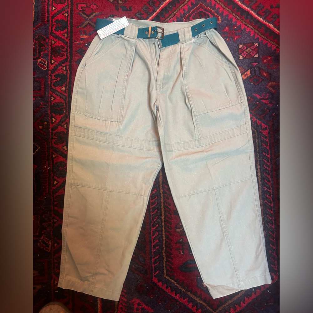 Cargo Capri Pants with Teal Belt